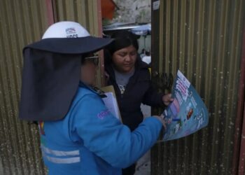 Ante riesgo de deslizamiento, notifican a viviendas de La Paz