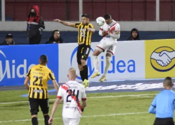 Nacional empata 2-2 con Guaraní en Potosí