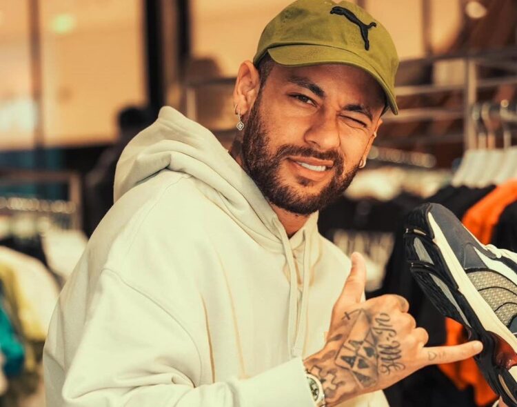Neymar anuncia su regreso a Santos, el club que lo formó