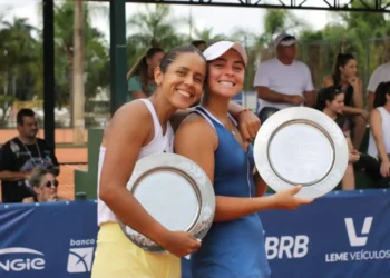 Zeballos es subcampeona dobles en Brasil