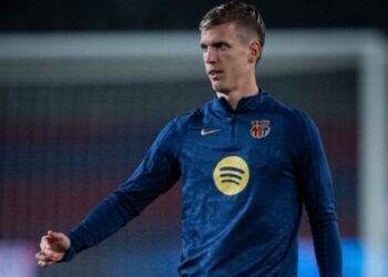 Dani Olmo fue cambiado por lesión y podría ser baja ‘varios partidos’