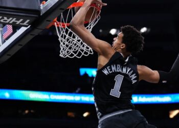 Optimismo en la NBA ante una recuperación total de Wembanyama