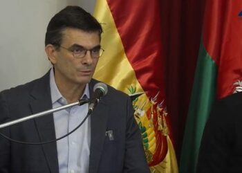 Paz a García Linera: ‘No seas cobarde, regresa a Bolivia; la historia te agarrará del cogote’