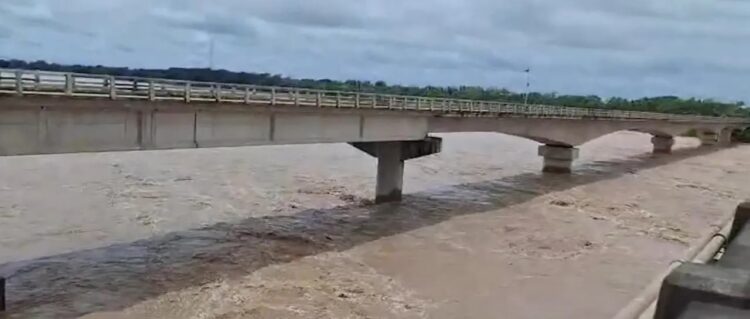 Santa Cruz sufre crecidas ‘extraordinarias’ de ríos por las lluvias