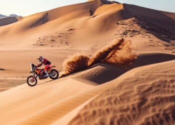 Los últimos campeones de autos y motos del Rally Dakar