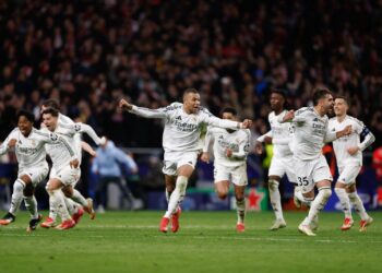 Un resbalón de Julián Álvarez mete al Real Madrid en cuartos de Champions