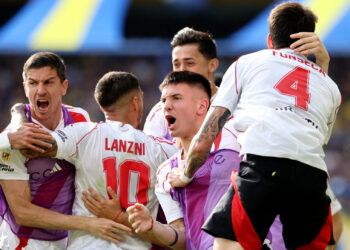 River derrota a Boca 1-0 en superclásico argentino