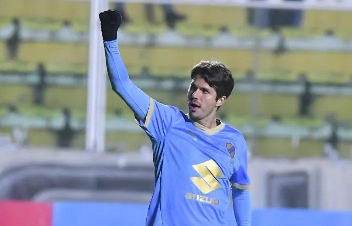 Bolívar golea 5-1 a Blooming, que siempre ofrece batalla