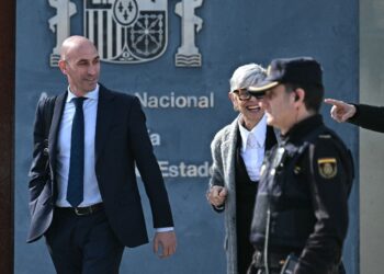 La fiscalía recurre la sentencia a Rubiales y pide repetir el juicio