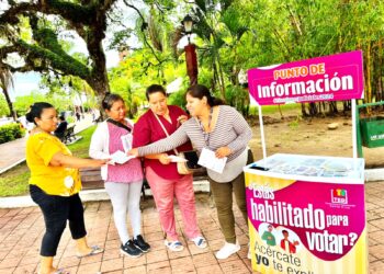 Tribunal Electoral desplaza puntos móviles para socializar las judiciales en Santa Cruz