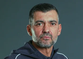 El Milan anuncia la salida de su entrenador, Sérgio Conceição