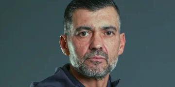 El Milan anuncia la salida de su entrenador, Sérgio Conceição