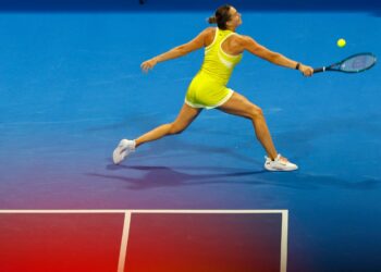 La N.1 Sabalenka fulminada en su estreno en Doha, Badosa también se despide