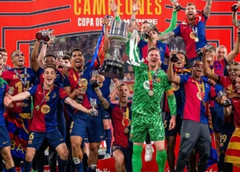 Barcelona gana la Copa del Rey al vencer 3-2 en la prórroga al Real Madrid