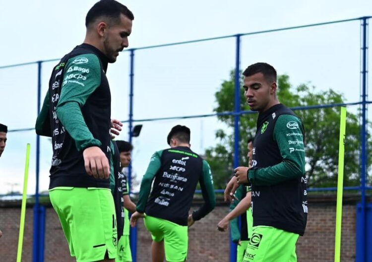 Luis Haquin y Robson Matheus en la Selección Boliviana.