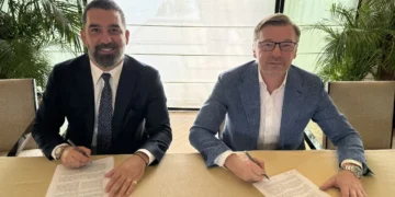 Shakhtar Donetsk elige a Arda Turan como nuevo entrenador