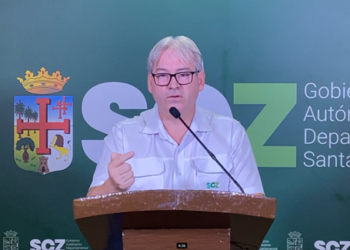 Sorich renuncia y explica crisis en la Gobernación cruceña