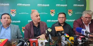 Crespo y Montes se alejan, The Strongest sin presidente ni DT