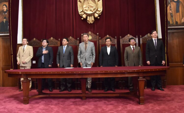 Tras cese de magistrados, el TSJ aclara que sus labores se desarrollan con normalidad