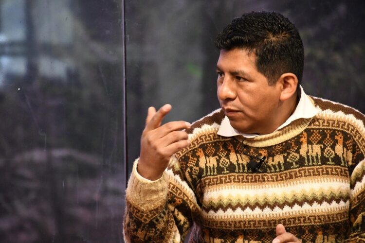 Tahuichi: ‘Hilos de titiritero controlaron el TSE’