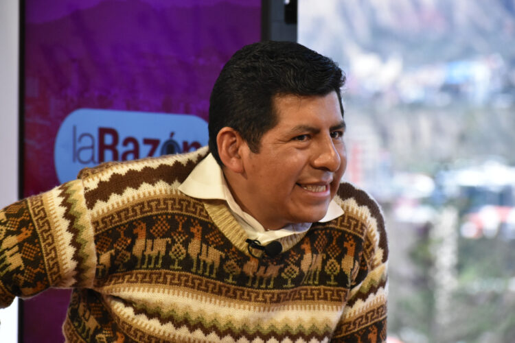 Tahuichi: Fiscalía debe investigar si Morales faltó a la ley al recibir vehículos de Venezuela