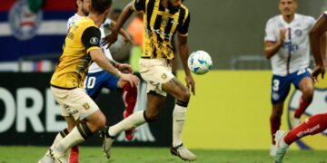 The Strongest está eliminado de la Copa tras derrota de 3-0 ante Bahía