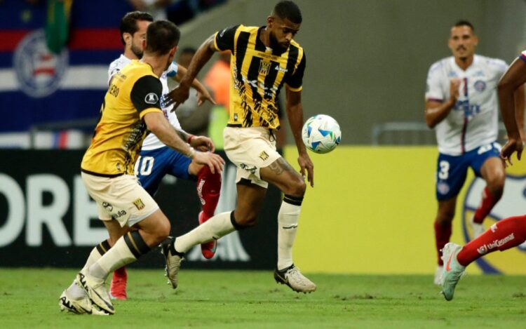The Strongest está eliminado de la Copa tras derrota de 3-0 ante Bahía