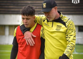 The Strongest quiere dar el primer golpe ante Bahía