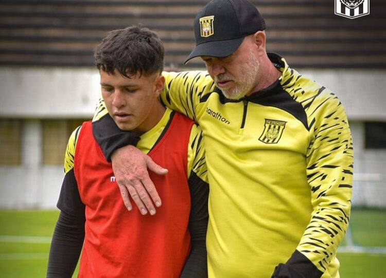 The Strongest quiere dar el primer golpe ante Bahía