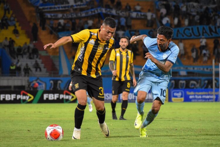 Carente de efectividad, The Strongest pierde 1-0 ante Aurora