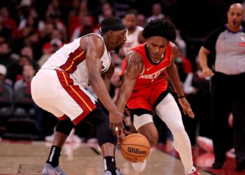 Thompson y Rozier suspendidos por una pelea en partido NBA