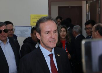 Tuto se compromete a respetar los resultados de las encuestas del bloque de oposición