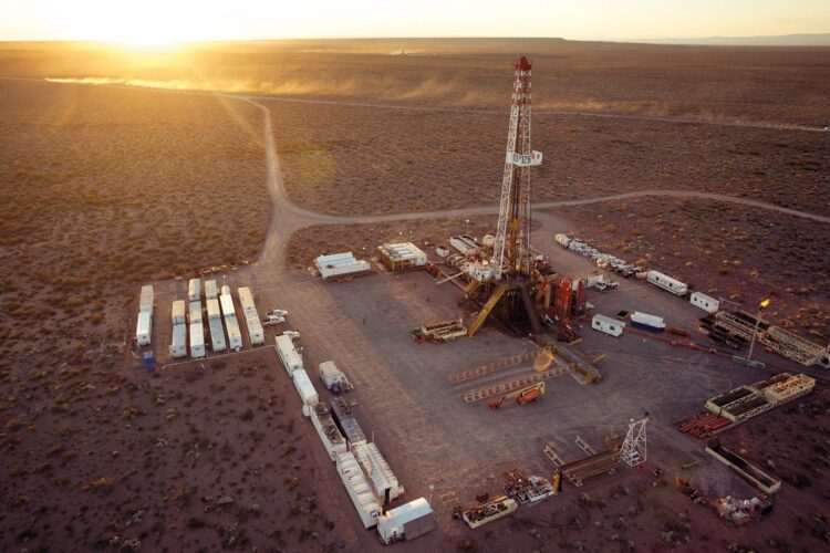 El boom de Vaca Muerta cambia la economía argentina