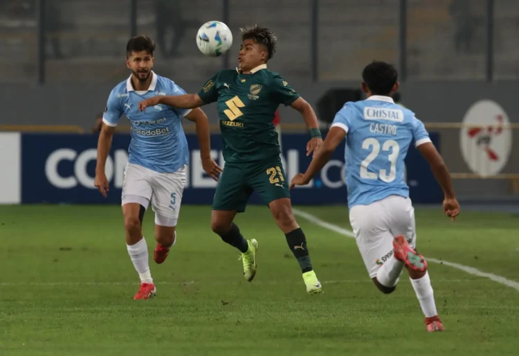 Bolívar cae al fondo tras derrota en Lima