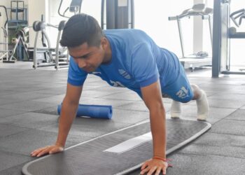 Bolívar comienza pretemporada con revisión médica y parte del plantel campeón