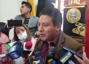 Gobernador Quispe dice que quiebre con FPV y el evismo se debió por ambiciones de Morales