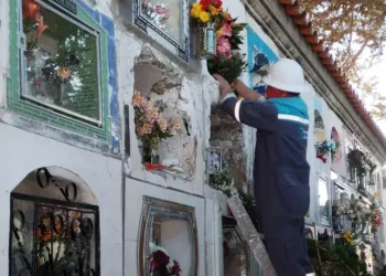El incremento de precios de servicios posmortuorios en el Cementerio General alcanza al 4%.