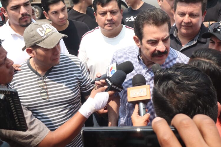 Reyes Villa llega a Santa Cruz en busca de apoyo para su partido con miras a 2025