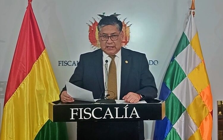 Lanchipa se defiende y dice que no se instruyó frenar el proceso contra Morales