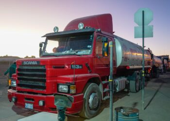 YPFB incrementó el despacho de combustibles a más de 8,5 millones de litros diarios