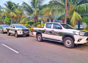 Patrullas policiales en Villa Tunari se quedan sin combustible por el bloqueo evista