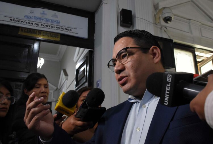 Roger Mariaca es el más votado, pero no le alcanza y van a la segunda vuelta