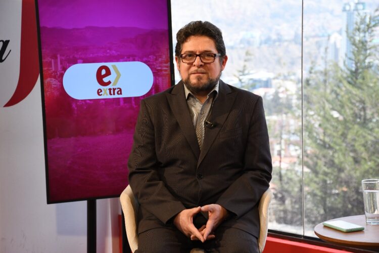 Estudio Delphi devela que a la población no le interesa la pugna política, sino la economía