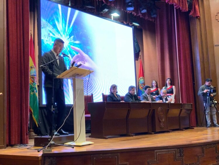 Huawei impulsa el futuro digital de Bolivia con capacitaciones para la población