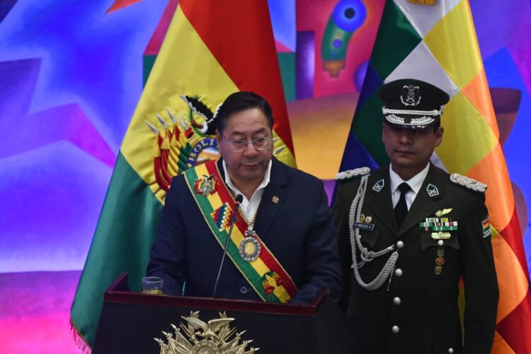 Cuestionan discurso de Arce por no abordar soluciones económicas