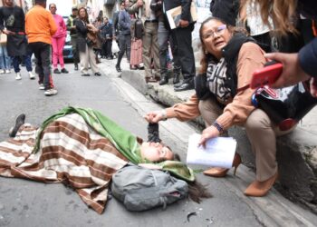 Aprehenden a chofer que protagonizó un accidente en pleno centro paceño