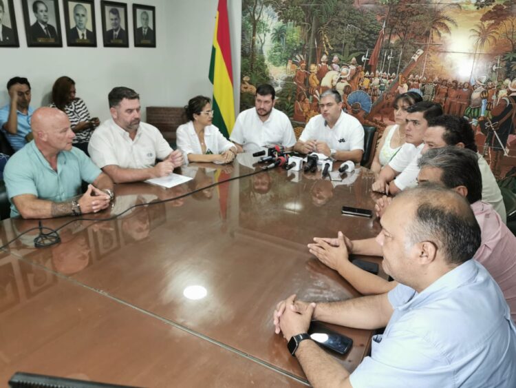 Comité pro Santa Cruz respalda la movilización contra la disposición confiscatoria