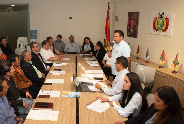 NGP define su precandidato presidencial, el empresario Édgar Uriona