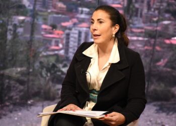 Vicepresidenta del Concejo cuestiona estudio de tarifas y pide cumbre de transporte