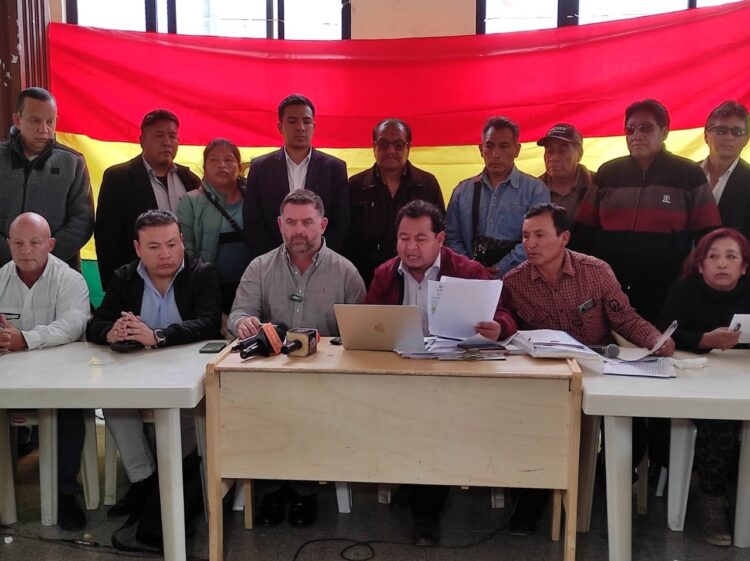 Comité Multisectorial marchará desde Patacamaya contra la disposición confiscatoria